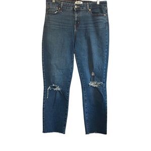 Denizen Levi's Womens Distressed Jeans Medium Wash Ripped Knee Raw Hem‎